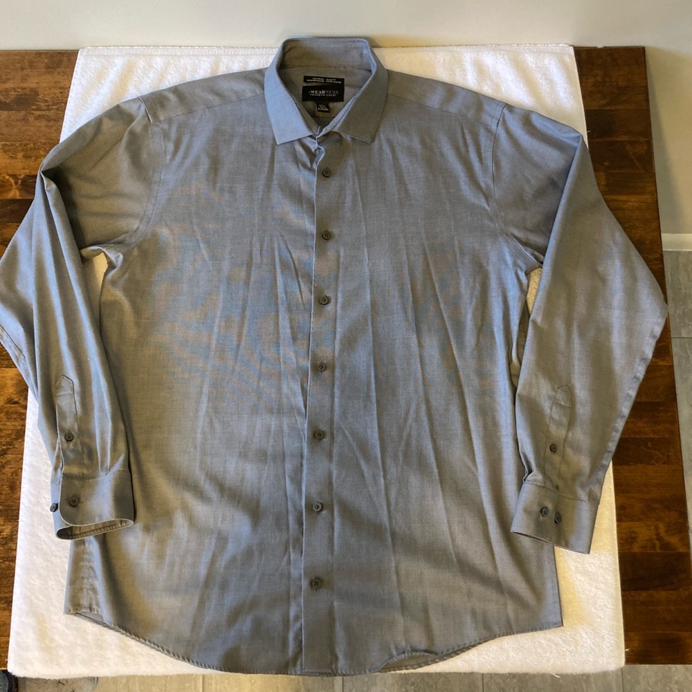 Kenneth Cole Awearness men’s long sleeved dress shirt